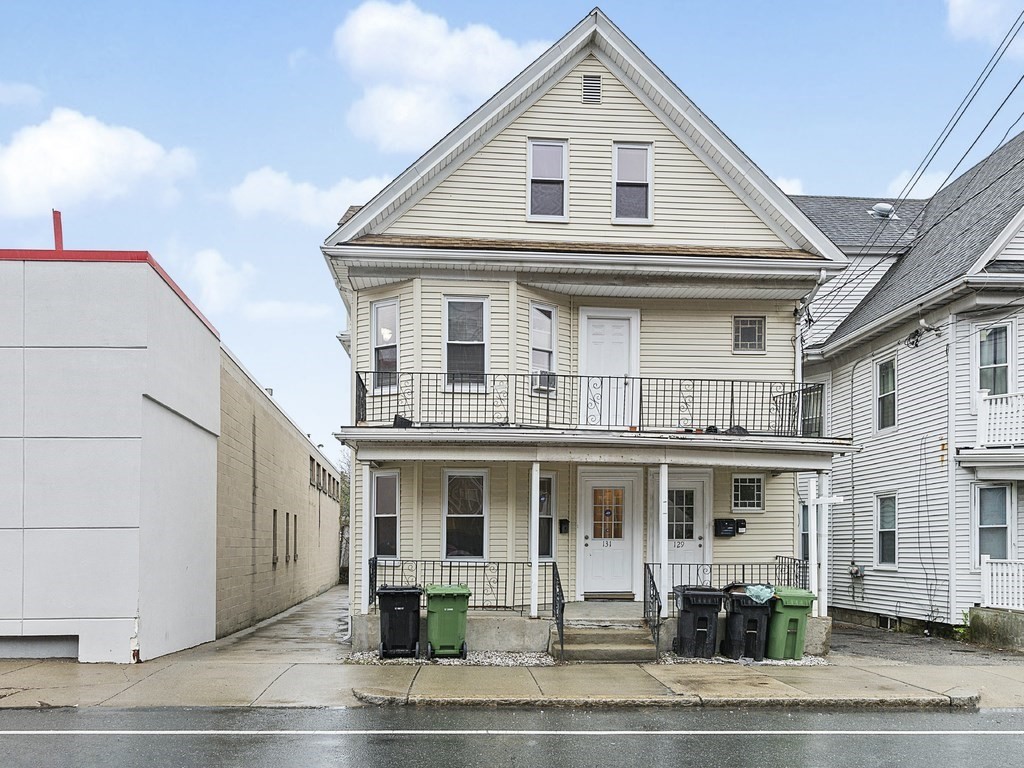 3 bed, 1 bath apartment for rent at 129 Arsenal St Unit 2, Watertown — photo 11 of 15