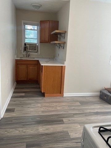 3 bed, 1 bath apartment for rent at 129 Arsenal St Unit 2, Watertown — photo 2 of 15