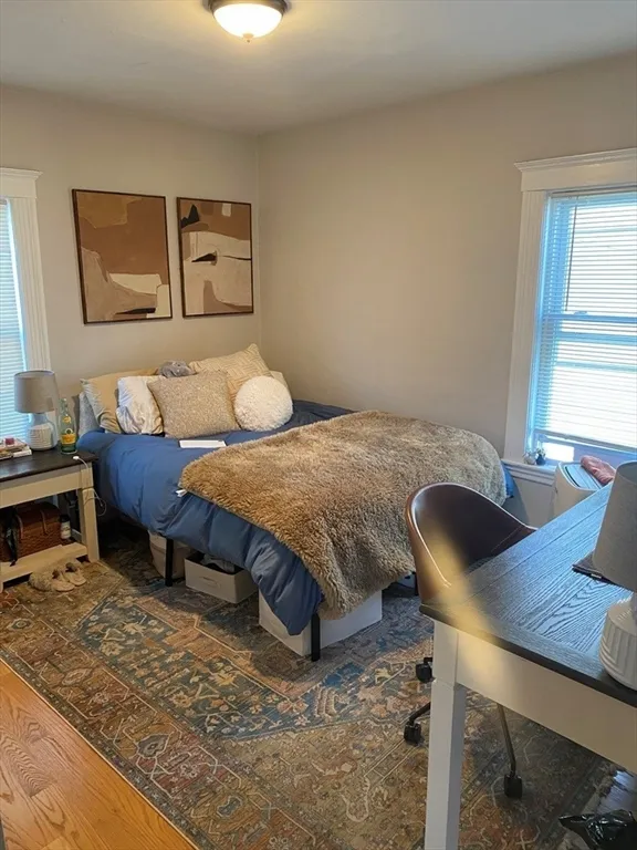 4 bed, 2 bath apartment for rent at 129 Brooks St Unit 2, Oak Square — photo 8 of 20