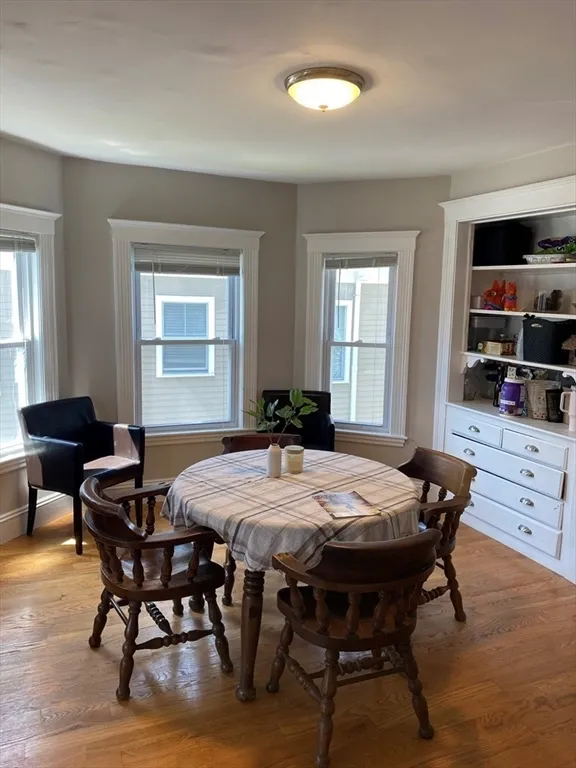 4 bed, 2 bath apartment for rent at 129 Brooks St Unit 2, Oak Square — photo 6 of 20