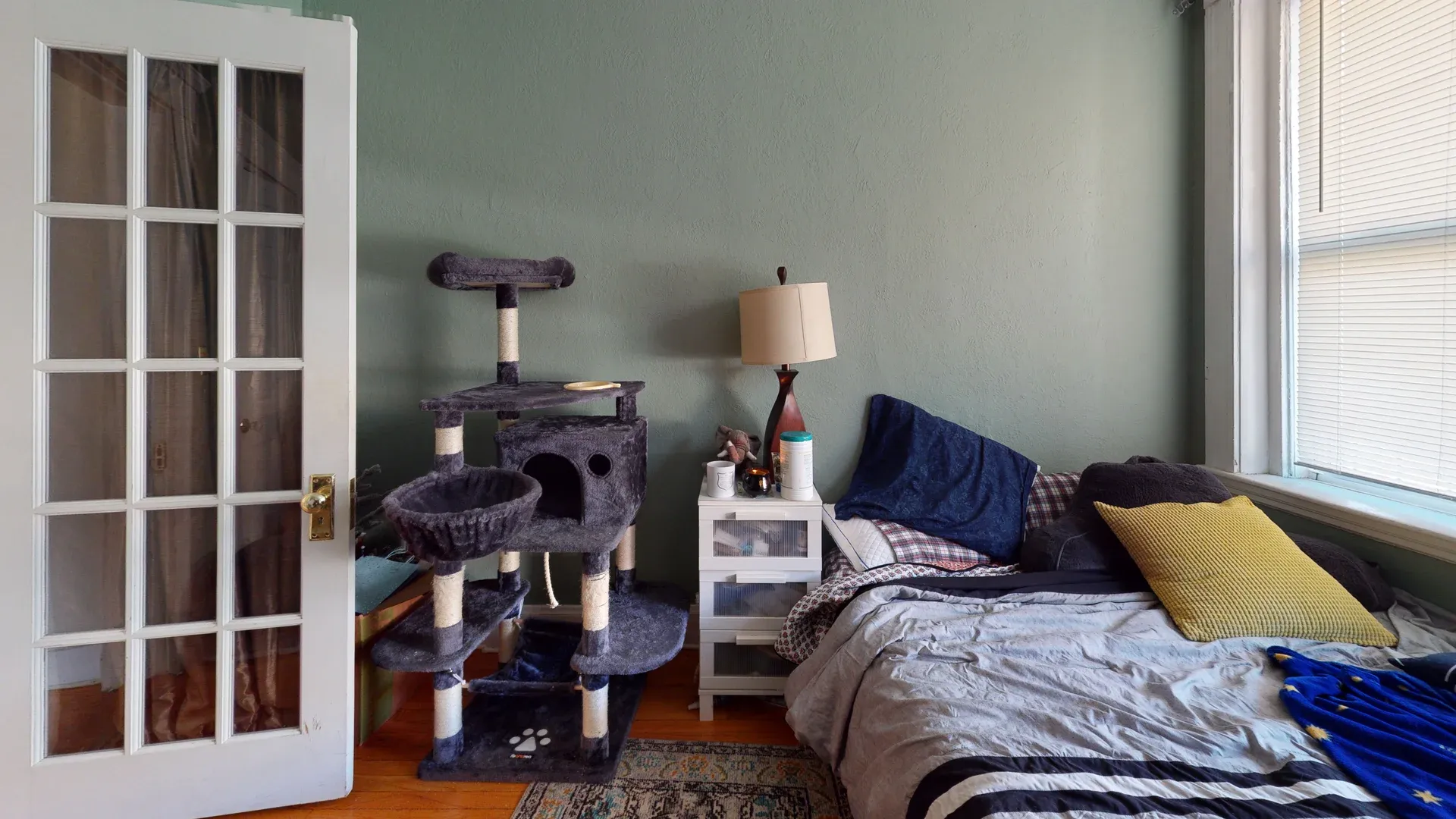 2 bed, 1 bath apartment for rent at 129 Chiswick Rd Unit 11, Brighton — photo 9 of 10