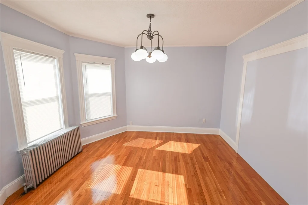4 bed, 1 bath apartment for rent at 129 Draper St Unit 1, Dorchester — photo 9 of 26