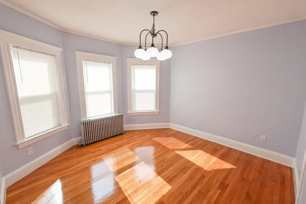 4 bed, 1 bath apartment for rent at 129 Draper St Unit 1, Dorchester — photo 8 of 26