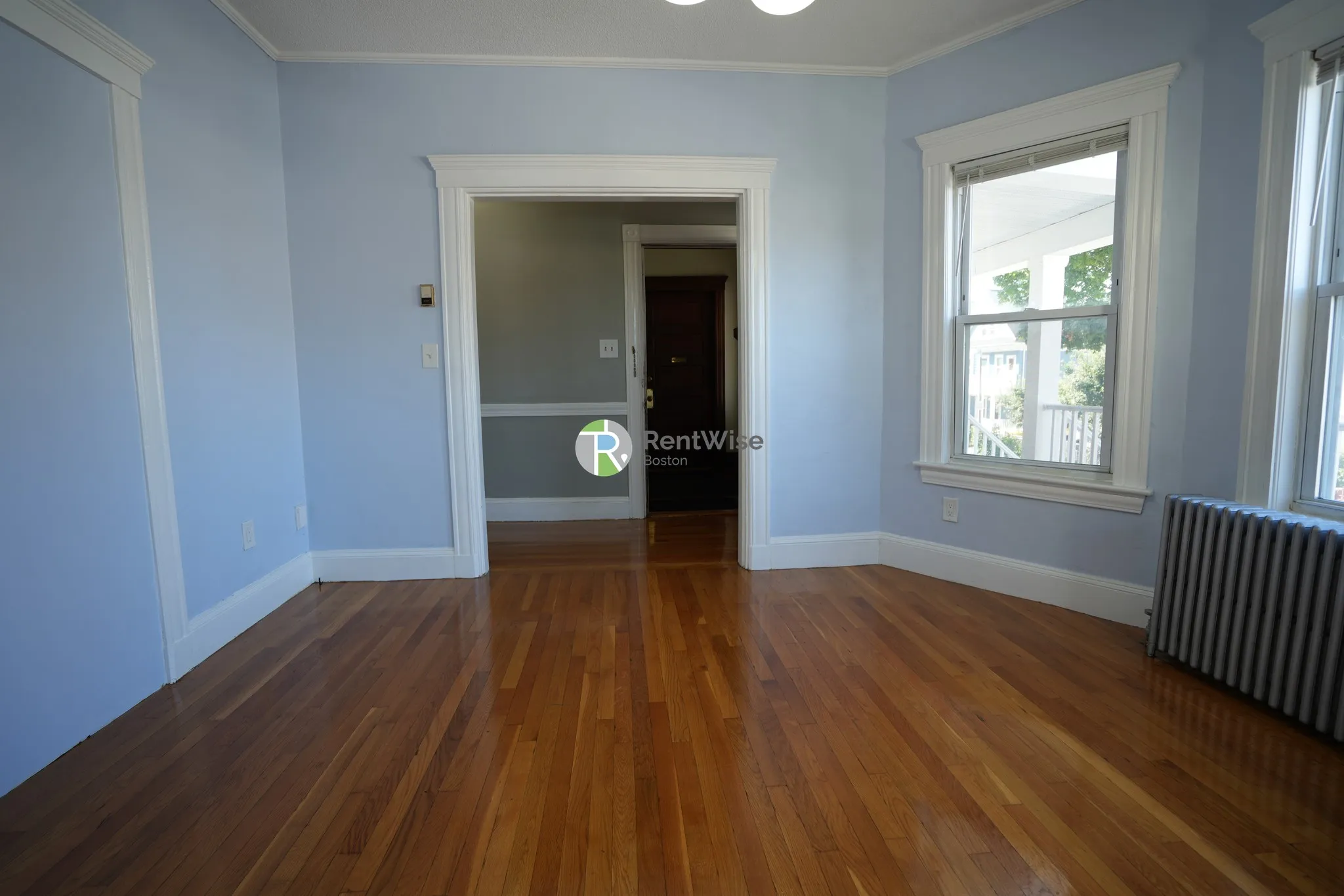 4 bed, 1 bath apartment for rent at 129 Draper St Unit 2, Dorchester — photo 4 of 26