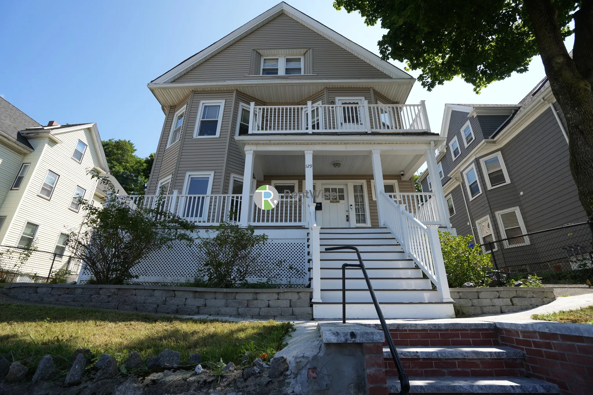 4 bed, 1 bath apartment for rent at 129 Draper St Unit 2, Dorchester — photo 23 of 26