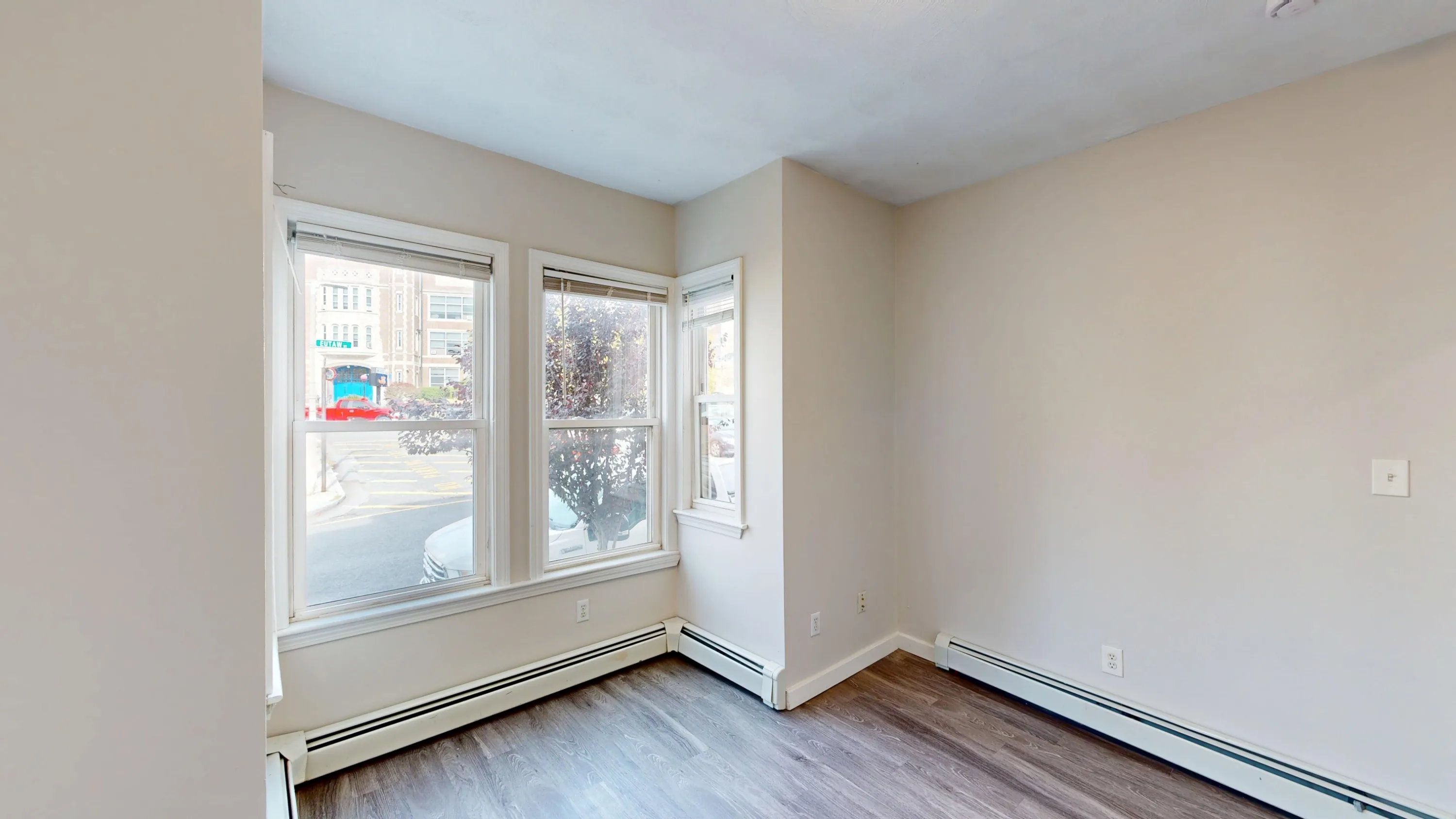 2 bed, 1 bath apartment for rent at 129 Eutaw St Unit 1, East Boston — photo 5 of 11