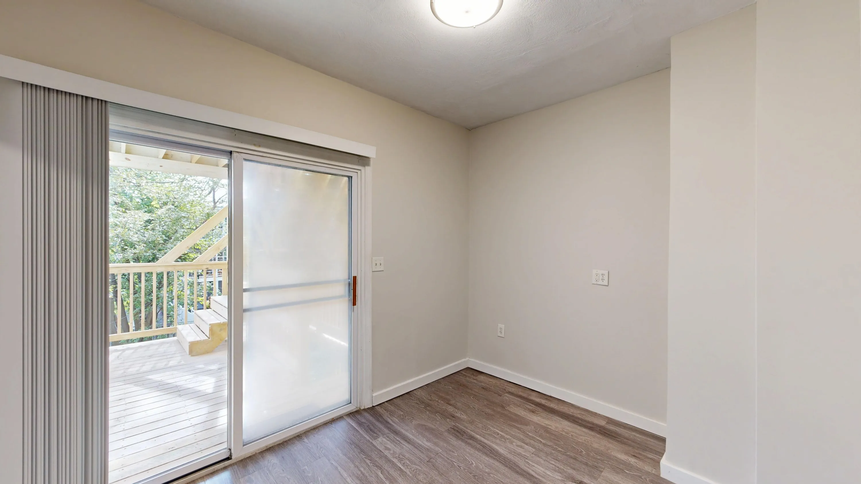 2 bed, 1 bath apartment for rent at 129 Eutaw St Unit 1, East Boston — photo 6 of 11