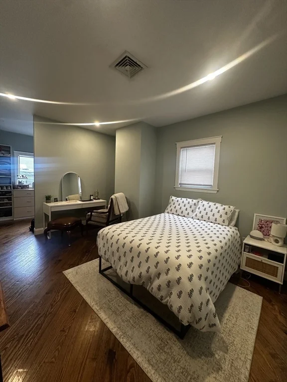 3 bed, 1 bath apartment for rent at 129 G St Unit 3, South Boston — photo 13 of 23