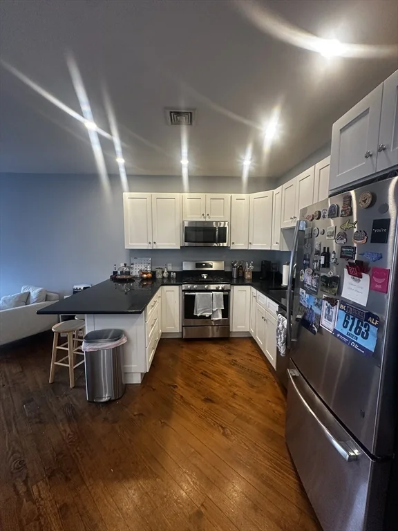 3 bed, 1 bath apartment for rent at 129 G St Unit 3, South Boston — photo 2 of 23