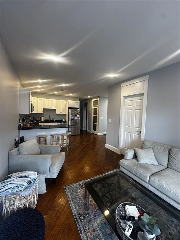 3 bed, 1 bath apartment for rent at 129 G St Unit 3, South Boston — photo 8 of 23