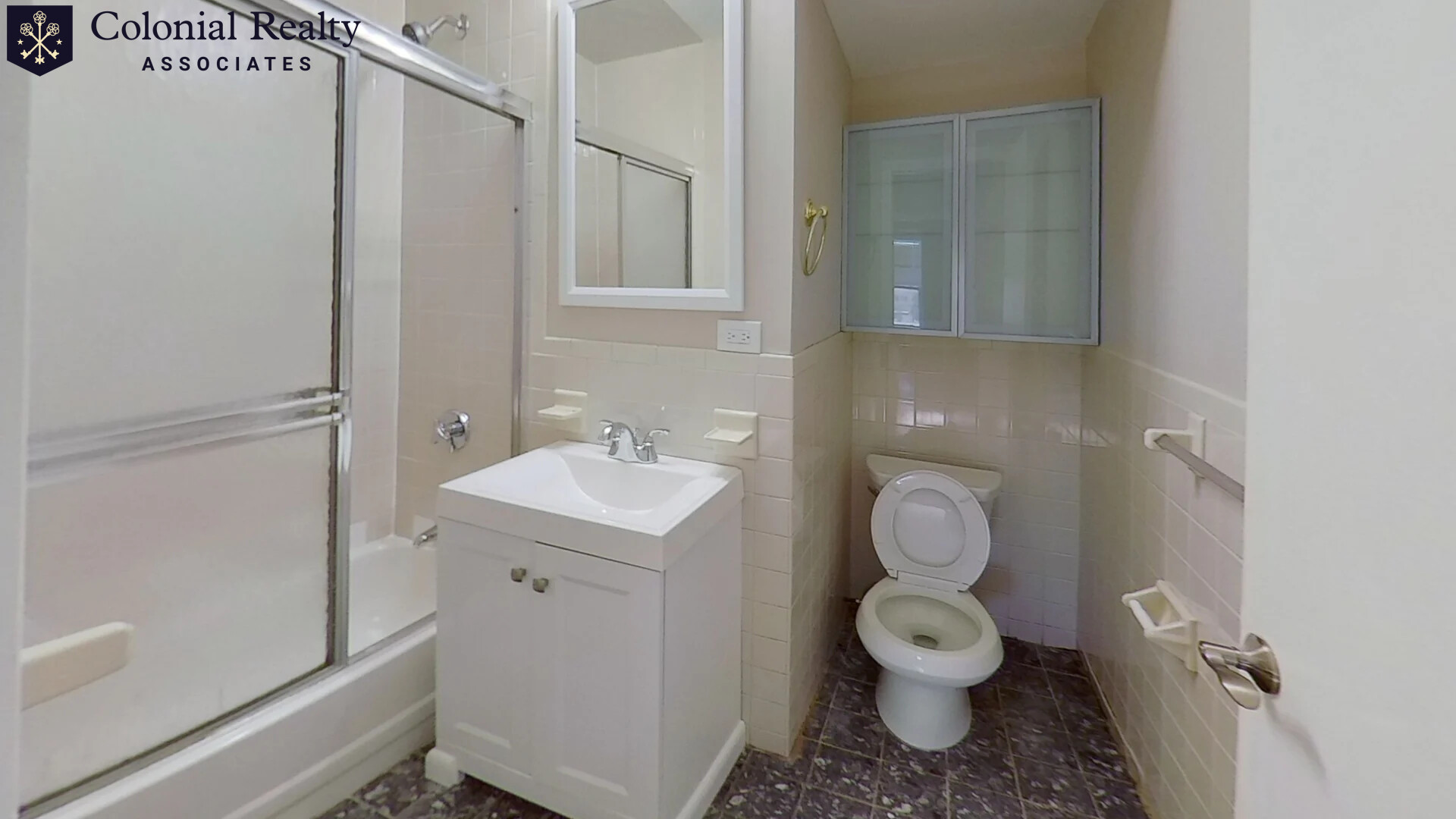 3 bed, 1 bath apartment for rent at 129 George St Unit 11, Roxbury — photo 5 of 9