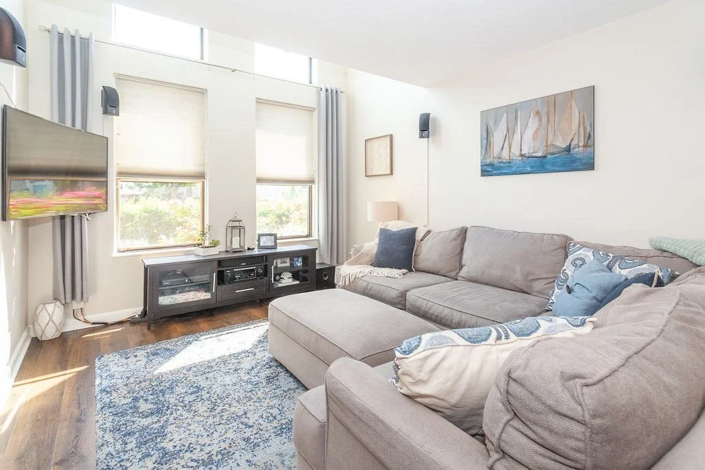 3 bed, 2 bath apartment for rent at 129 Governor Winthrop Rd Unit 1A, Ten Hills — photo 4 of 27