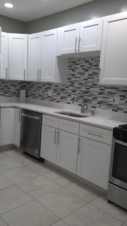 2 bed, 1 bath apartment for rent at 129 Harrishof St Unit 3, Roxbury — photo 4 of 16