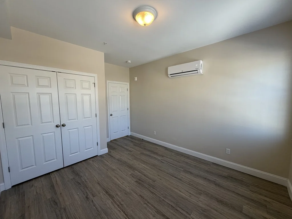 2 bed, 1 bath apartment for rent at 129 Kenoza Ave Unit 2, Haverhill — photo 17 of 35