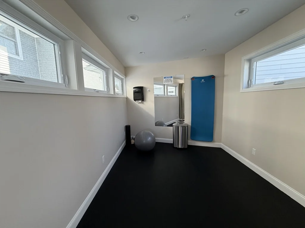 2 bed, 1 bath apartment for rent at 129 Kenoza Ave Unit 2, Haverhill — photo 34 of 35