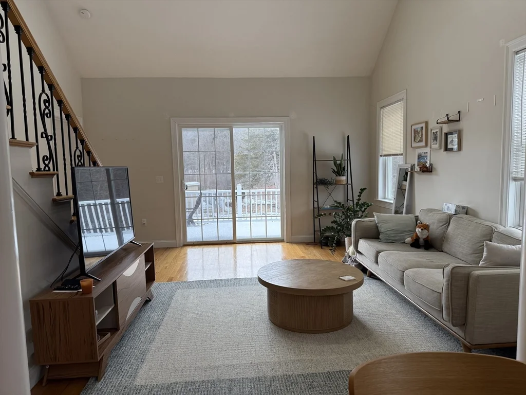 2 bed, 2 bath apartment for rent at 129 Lincoln St Unit B, Hudson — photo 2 of 21