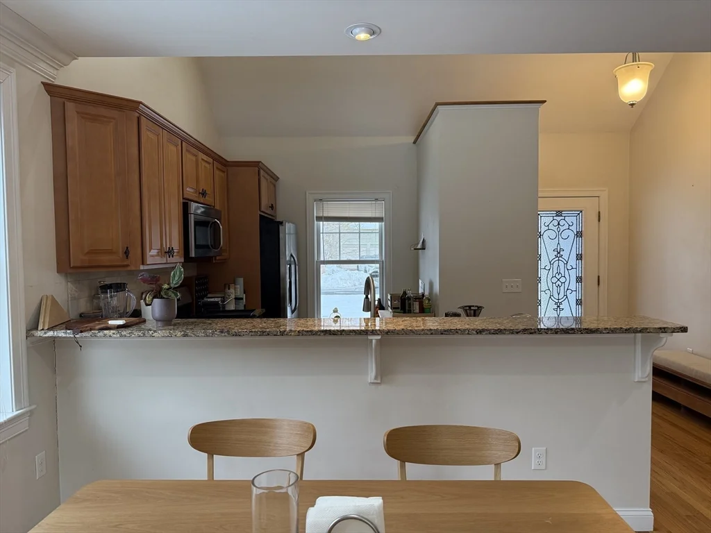 2 bed, 2 bath apartment for rent at 129 Lincoln St Unit B, Hudson — photo 6 of 21