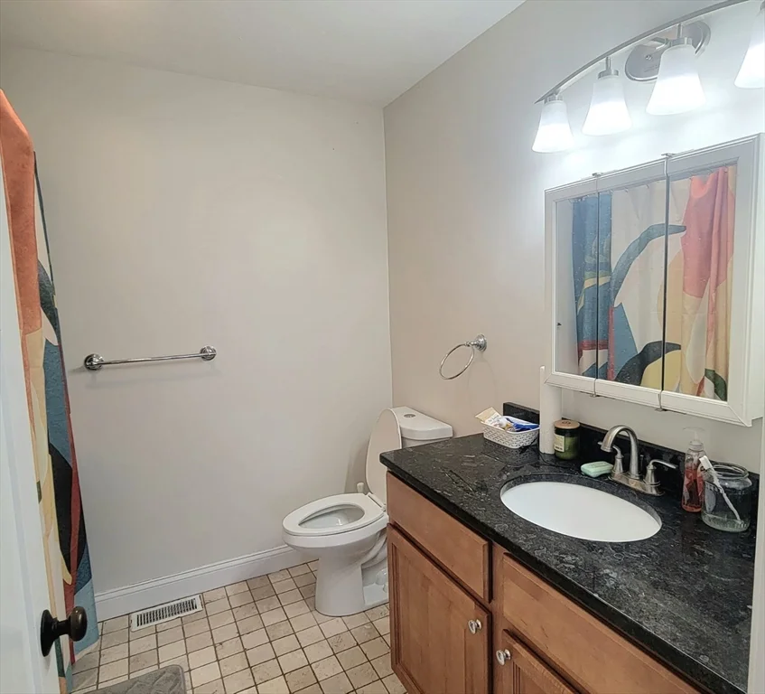 2 bed, 2 bath apartment for rent at 129 Lincoln St Unit B, Hudson — photo 11 of 21