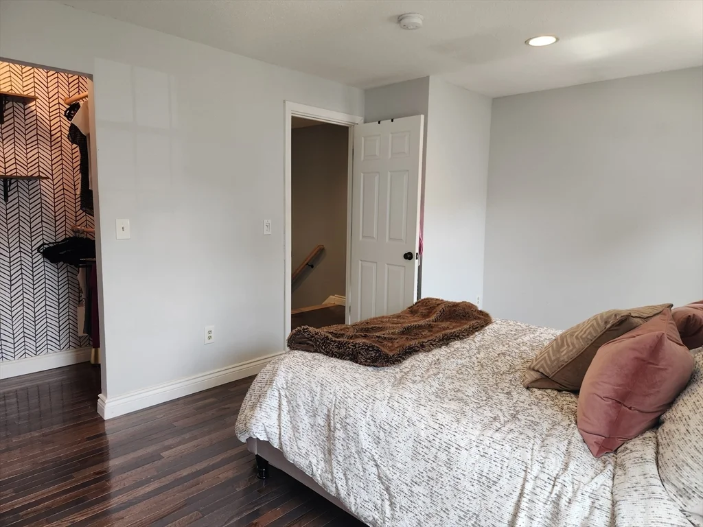 2 bed, 1 bath apartment for rent at 129 Lowell St Unit 4, Peabody — photo 19 of 37