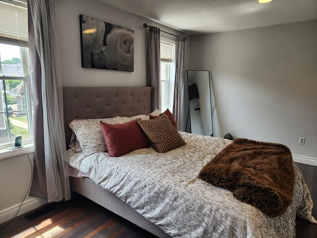 2 bed, 1 bath apartment for rent at 129 Lowell St Unit 4, Peabody — photo 17 of 37