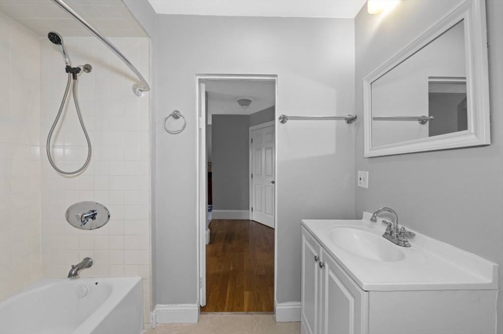 2 bed, 1 bath apartment for rent at 129 Lynnway Unit 3, Revere — photo 8 of 15