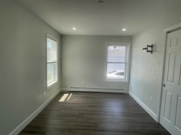 2 bed, 1 bath apartment for rent at 129 Pleasant St Unit 2, Columbian Square — photo 11 of 12