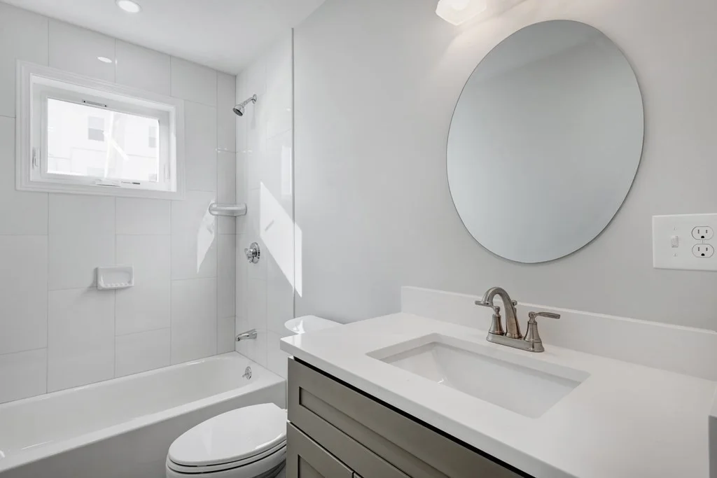 2 bed, 1 bath apartment for rent at 129 Pleasant St Unit 2, Columbian Square — photo 6 of 12