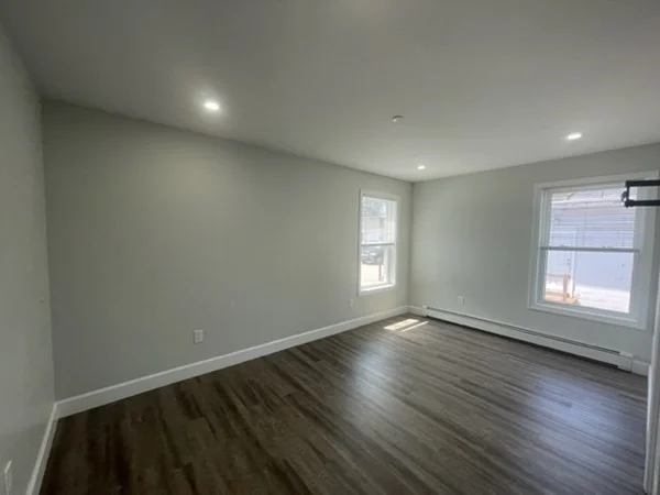 2 bed, 1 bath apartment for rent at 129 Pleasant St Unit 2, Columbian Square — photo 7 of 12