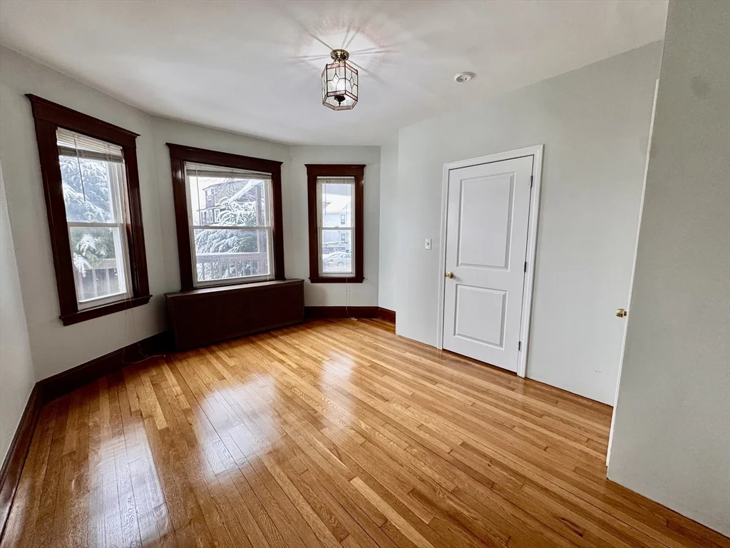 3 bed, 1 bath apartment for rent at 129 Redlands Rd Unit 1, West Roxbury — photo 6 of 15