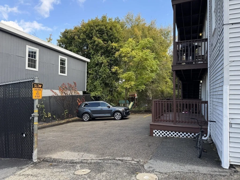 3 bed, 1 bath apartment for rent at 129 South Elm St Unit 1L, Bradford — photo 12 of 13