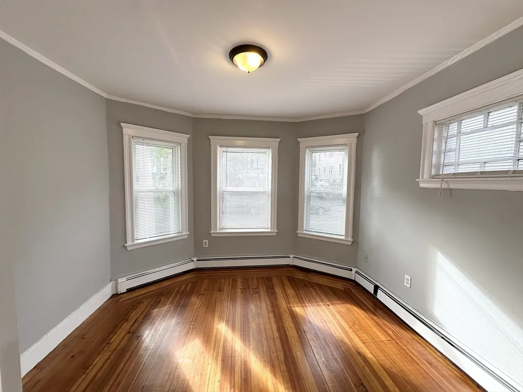 3 bed, 1 bath apartment for rent at 129 South Elm St Unit 1L, Bradford — photo 6 of 13