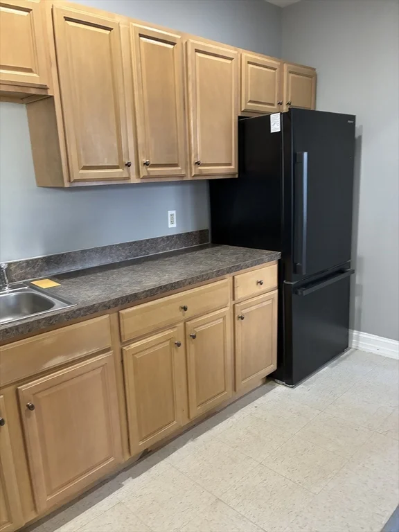 3 bed, 1 bath apartment for rent at 129 South Elm St Unit 2R, Bradford — photo 5 of 9
