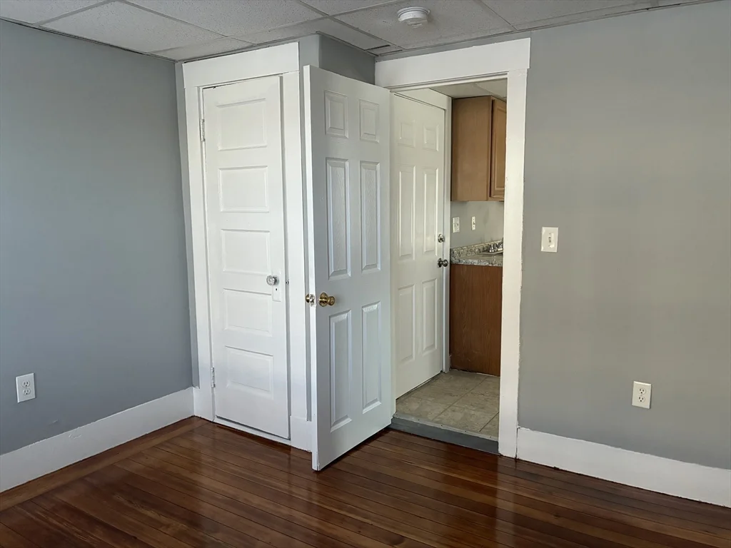 3 bed, 1 bath apartment for rent at 129 South Elm St Unit B, Bradford — photo 6 of 10