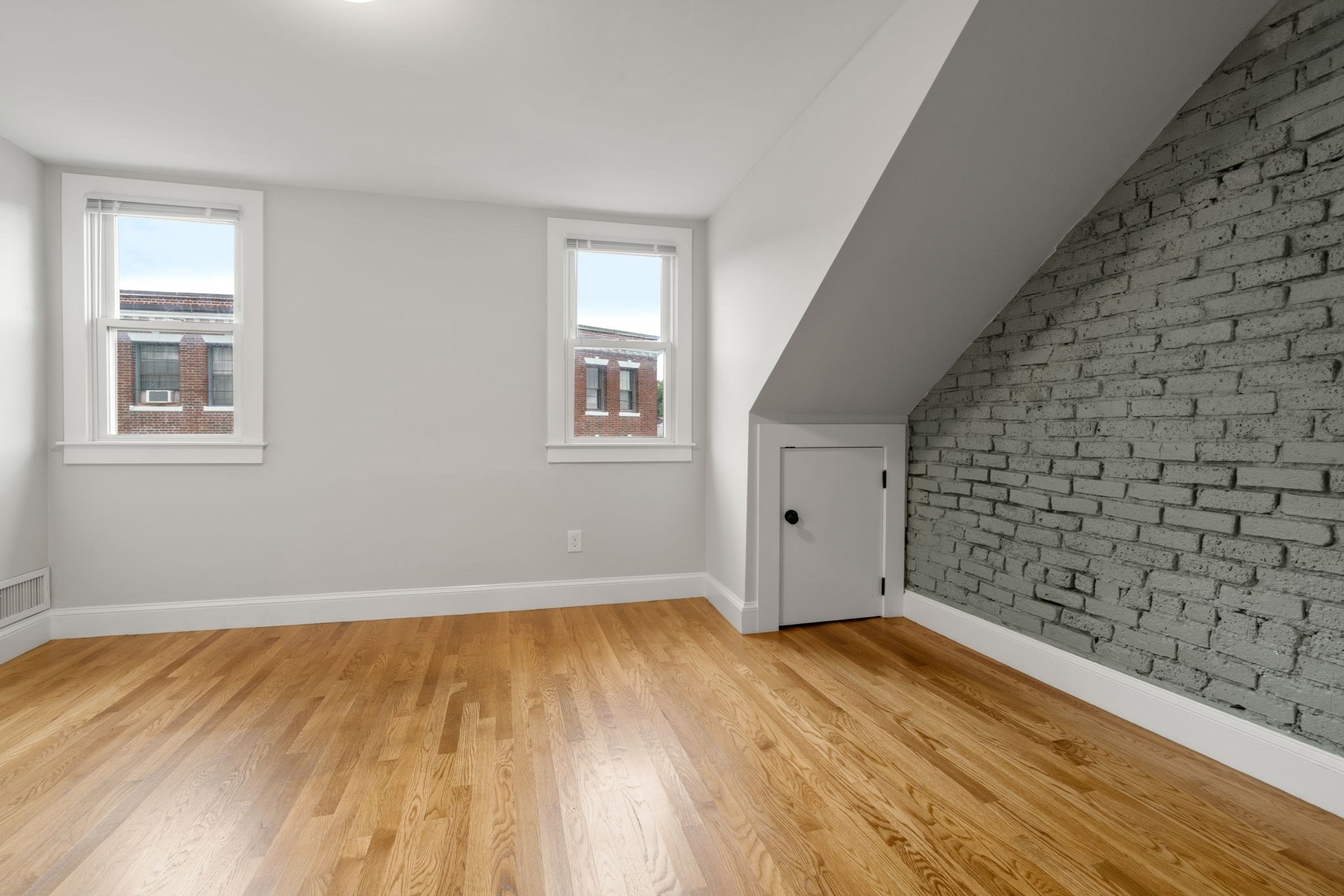 5 bed, 4+ bath apartment for rent at 129 Sutherland Rd Unit 2, Brighton — photo 27 of 32