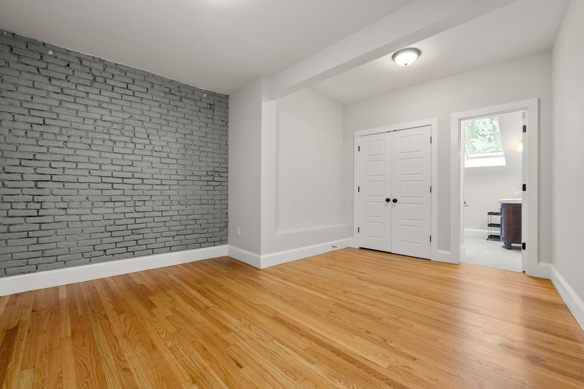 5 bed, 4+ bath apartment for rent at 129 Sutherland Rd Unit 2, Brighton — photo 15 of 32