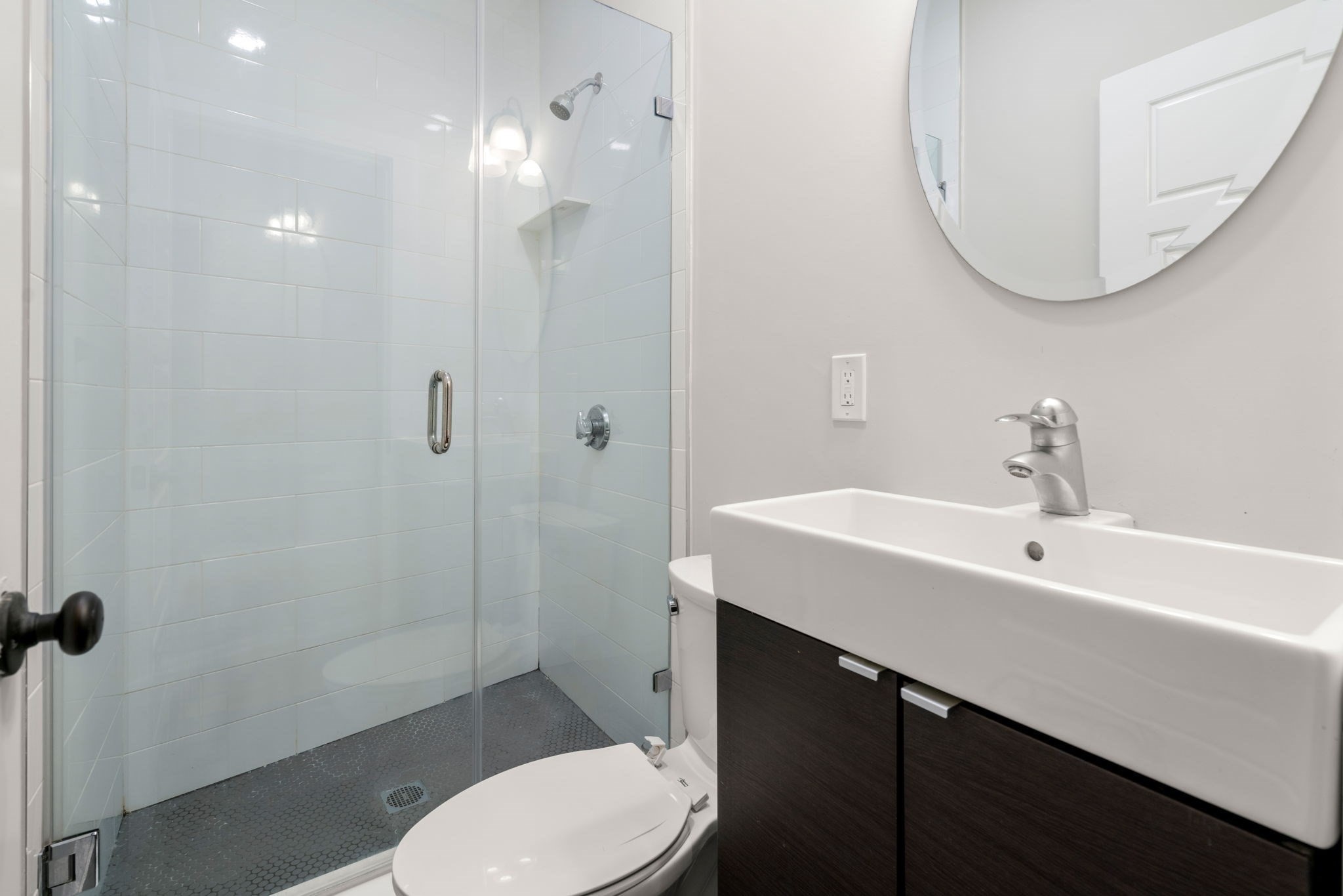 5 bed, 4+ bath apartment for rent at 129 Sutherland Rd Unit 2, Brighton — photo 6 of 32