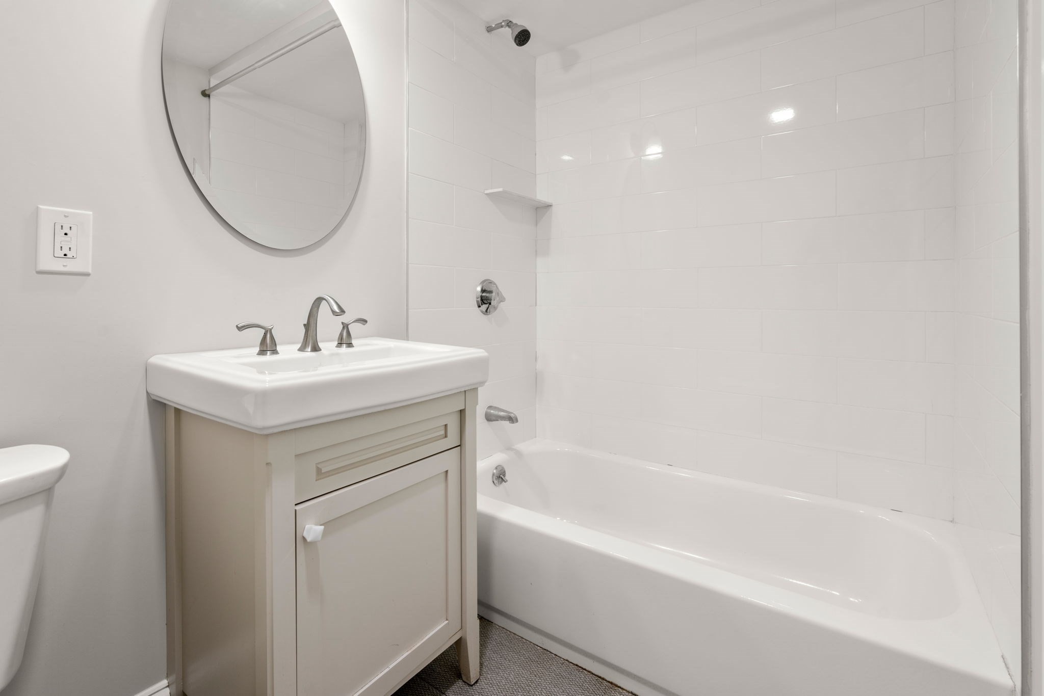 5 bed, 4+ bath apartment for rent at 129 Sutherland Rd Unit 2, Brighton — photo 25 of 32