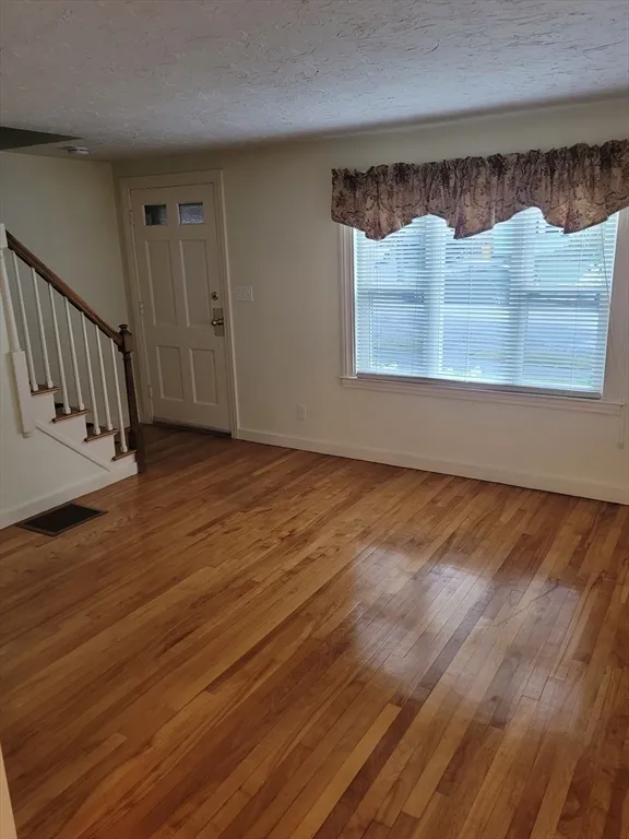 2 bed, 1 bath apartment for rent at 129 Uncatena Ave Unit L, Greendale — photo 2 of 12