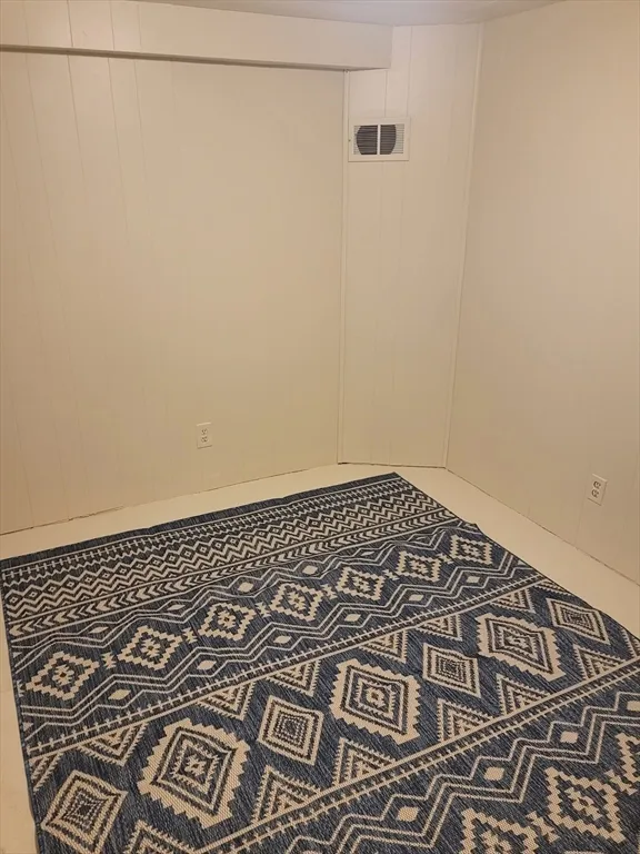 2 bed, 1 bath apartment for rent at 129 Uncatena Ave Unit L, Greendale — photo 10 of 12
