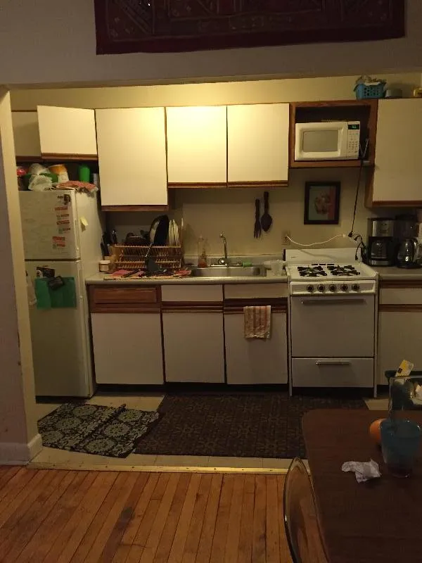 2 bed, 1 bath apartment for rent at 1292 Commonwealth Ave Unit 4, Brighton — photo 1 of 16