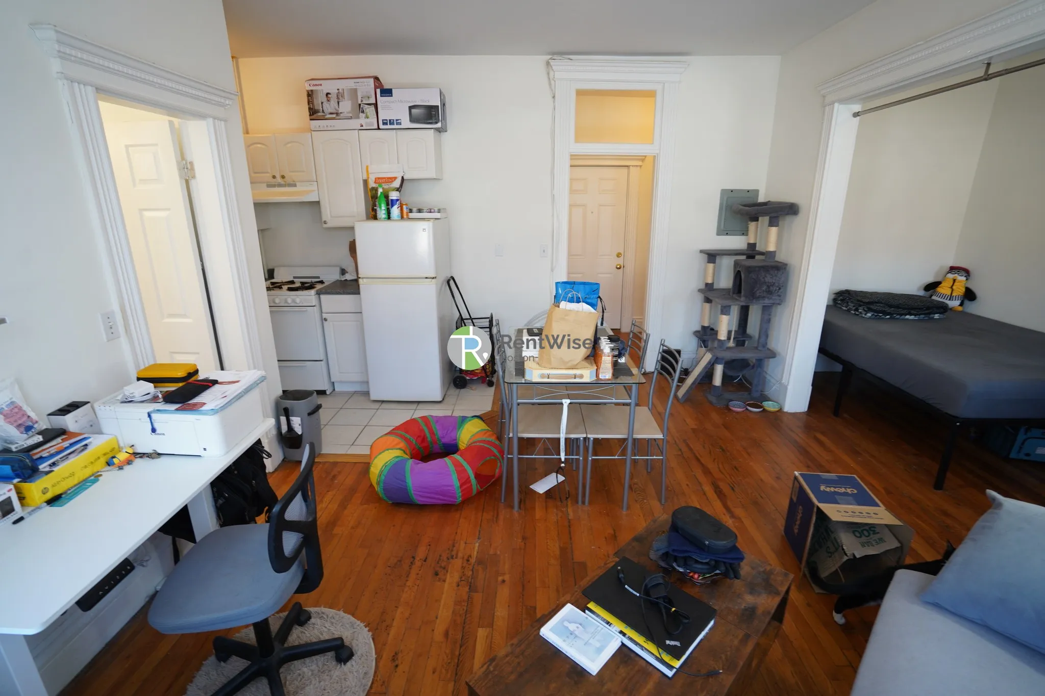 Studio bed, 1 bath apartment for rent at 1298 Commonwealth Ave Unit 17, Allston — photo 4 of 12