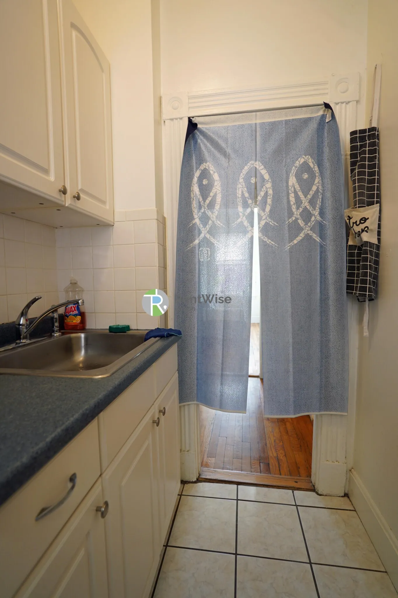 1 bed, 1 bath apartment for rent at 1298 Commonwealth Ave Unit 28, Allston — photo 13 of 17