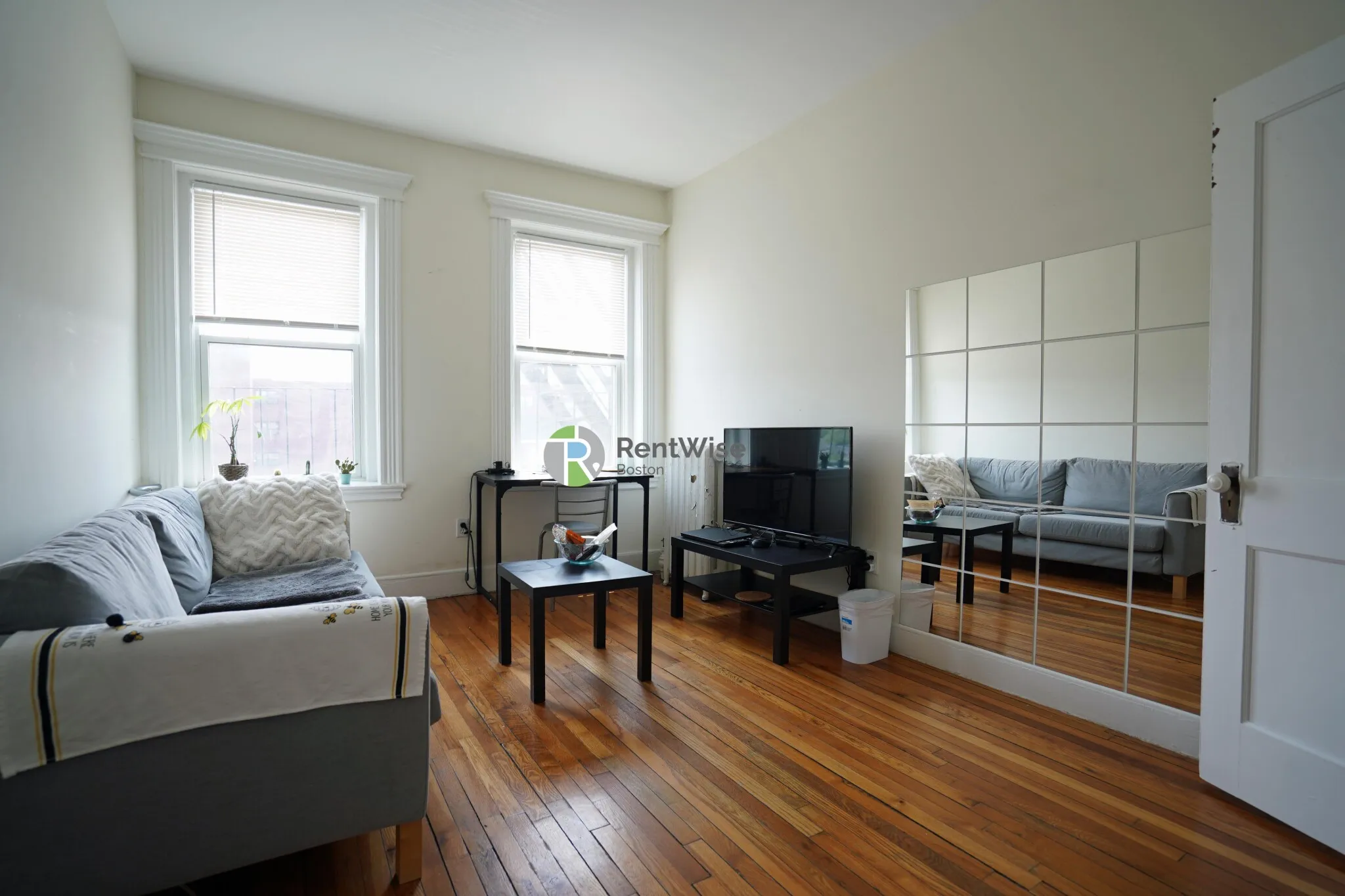 1 bed, 1 bath apartment for rent at 1298 Commonwealth Ave Unit 28, Allston