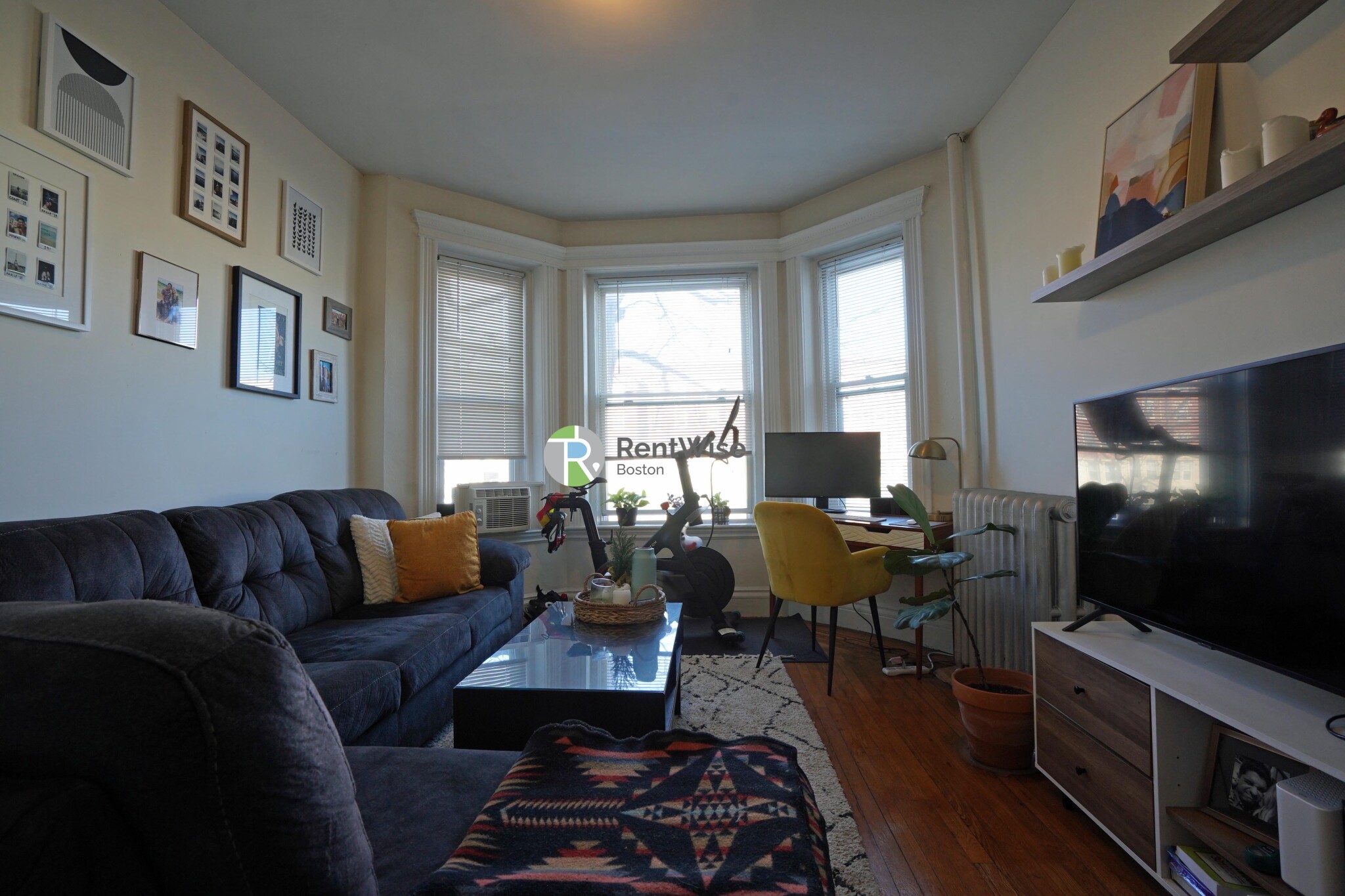 1 bed, 1 bath apartment for rent at 1298 Commonwealth Ave Unit 7, Allston — photo 12 of 25