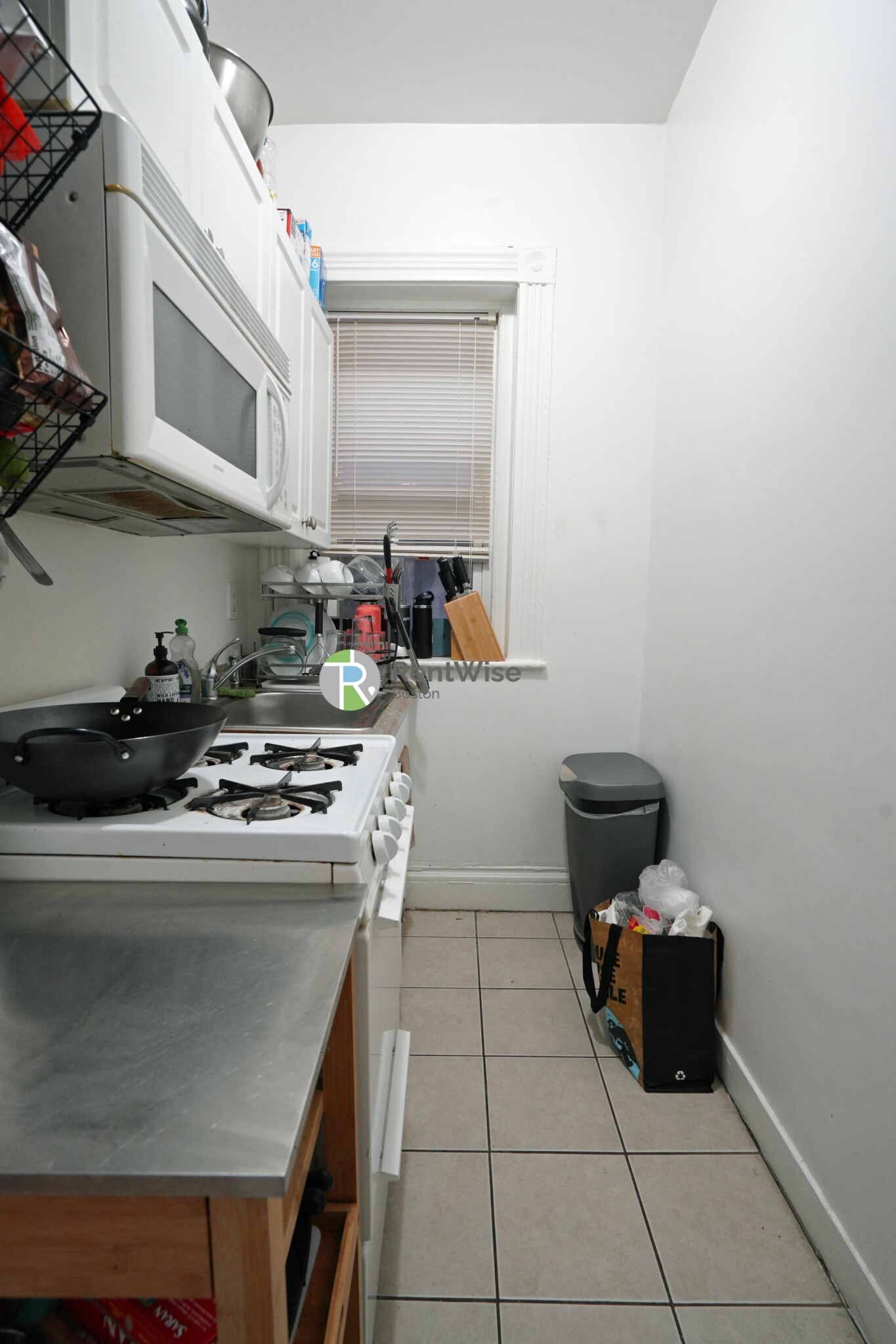 1 bed, 1 bath apartment for rent at 1298 Commonwealth Ave Unit 7, Allston — photo 15 of 25