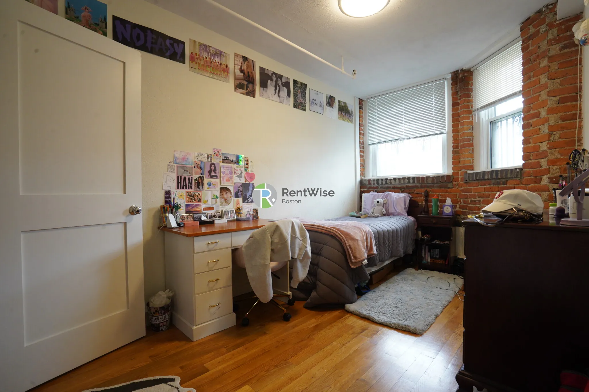 2 bed, 1 bath apartment for rent at 1298 Commonwealth Ave Unit A, Allston — photo 12 of 18