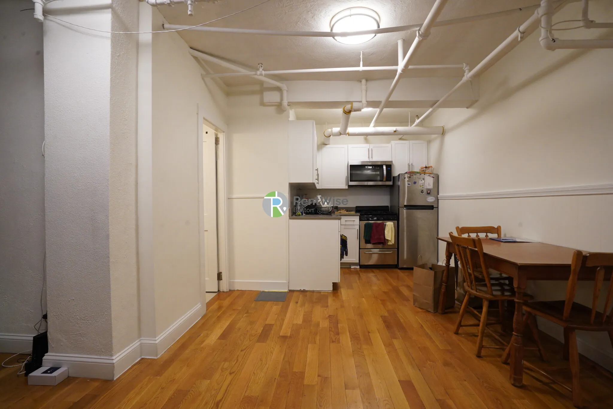 2 bed, 1 bath apartment for rent at 1298 Commonwealth Ave Unit A, Allston