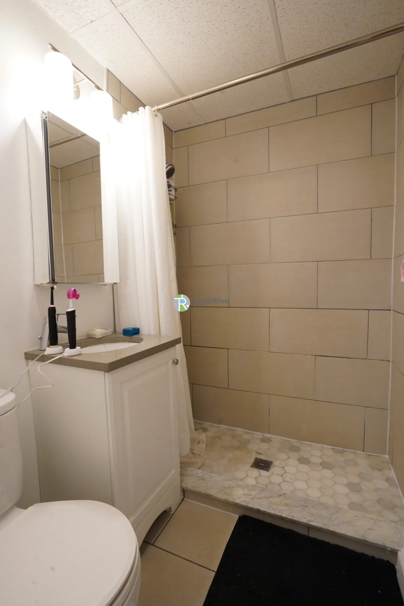 2 bed, 1 bath apartment for rent at 1298 Commonwealth Ave Unit A, Allston — photo 11 of 18
