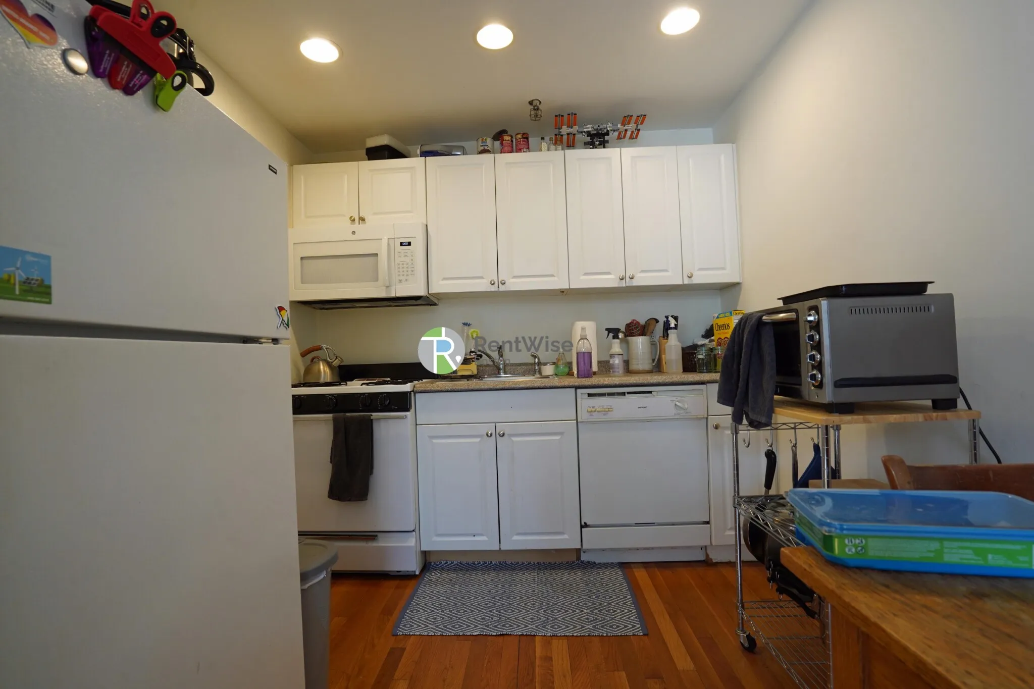 2 bed, 1 bath apartment for rent at 1298 Commonwealth Ave Unit E-1, Allston — photo 22 of 35