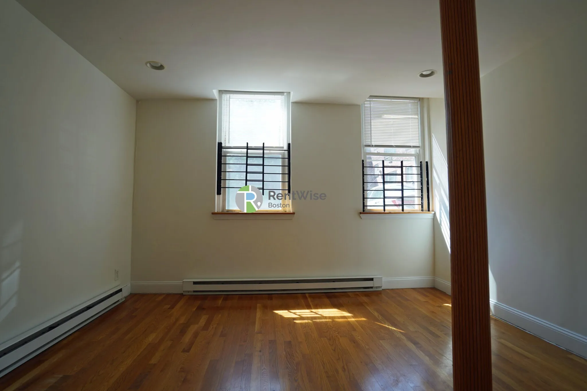 2 bed, 1 bath apartment for rent at 1298 Commonwealth Ave Unit E-1, Allston — photo 6 of 35